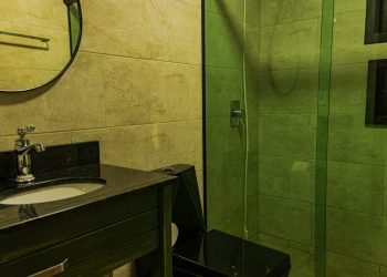 Banheiro completo 01.